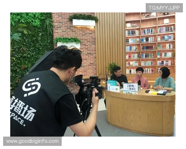 今晚 7 点直播 掌握讲故事核心技巧,秒变表达高手!_曹灿杯_听众_刘征